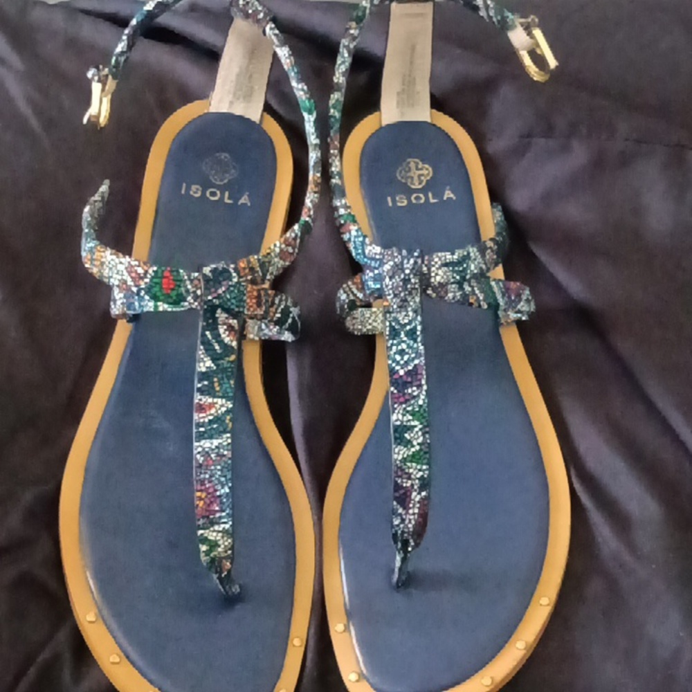 Multi-Color Sandals - Picture 2 of 8